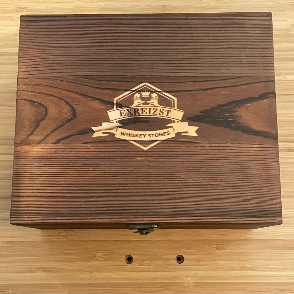 Exreizst Whiskey Stones Gift set